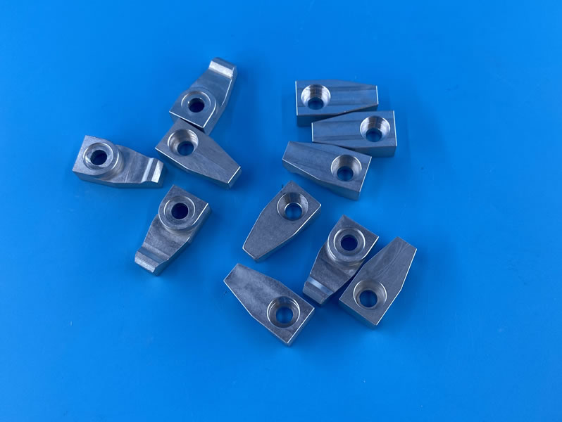 Thin aluminum pad/thin presser foot (0020-10728)